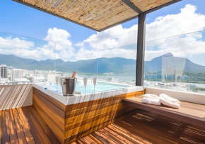 Cobertura para alugar em Ipanema com 2 quartos, vista cinematográfica, terraço e jacuzzi